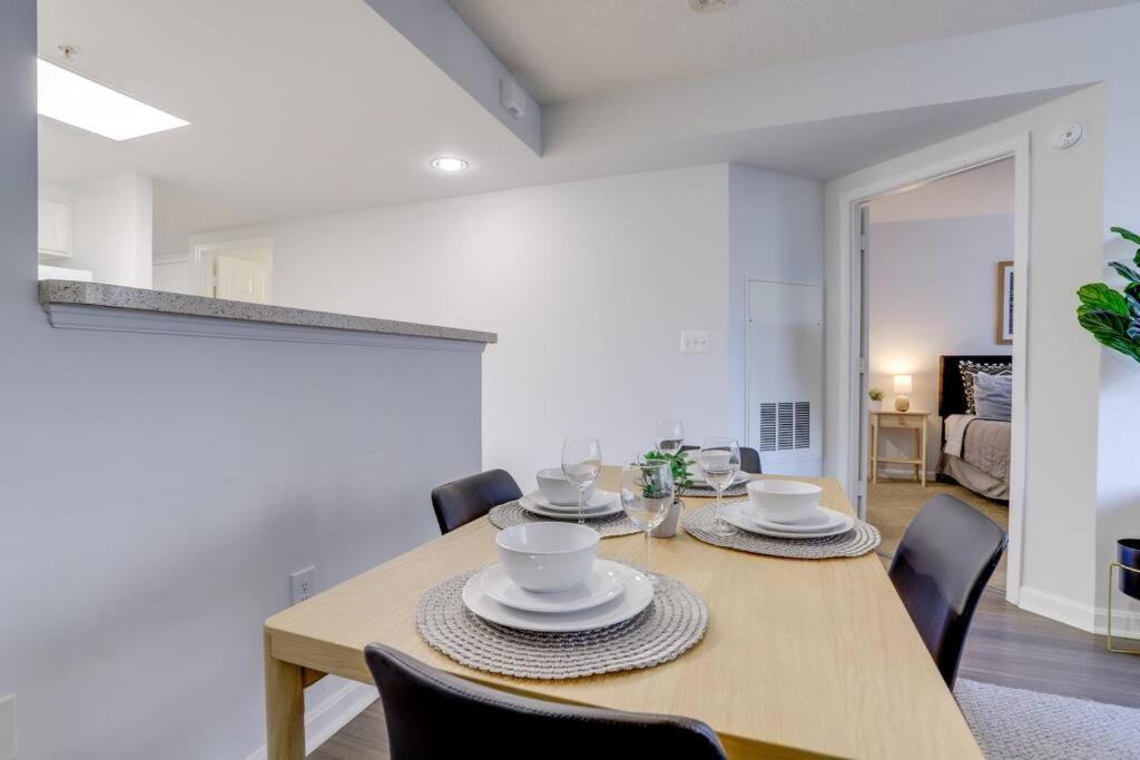Sensational 1 Bedroom Condo At Ballston Place With Gym Arlington Extérieur photo